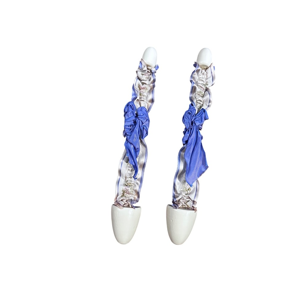 Mon‎ Petit Shoe Vintage Style Wooden Shoe Trees Blue Satin Ruffle Ribbon Pair